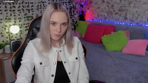 Gina online show from May 29, 12:52 am
