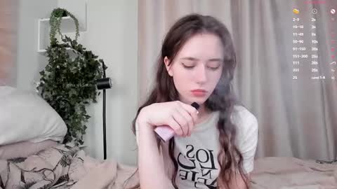 Snapshot of gina_vicious chatting on February 28, 12:32 am Gina online show from February 28, 12:32 am