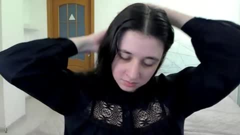 Kate online show from February 9, 9:35 am