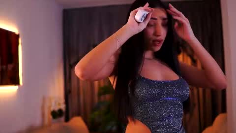 Gina online show from February 19, 8:10 pm