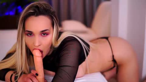 Gina online show from March 3, 10:38 am