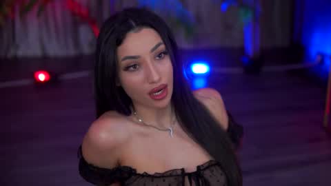 Gina online show from September 15, 7:25 pm