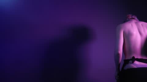        im expecting 350 thumbs up on my altar   online show from December 31, 1:15 am