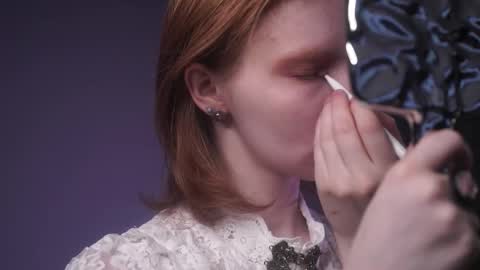        im expecting 350 thumbs up on my altar   online show from October 5, 10:07 pm