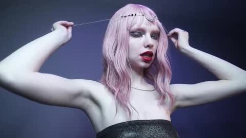        im expecting 350 thumbs up on my altar   online show from February 19, 10:06 pm