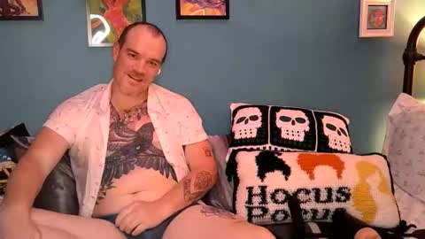 Snapshot of ginger_mcc chatting on October 18, 12:13 am Ginger McC online show from October 18, 12:13 am