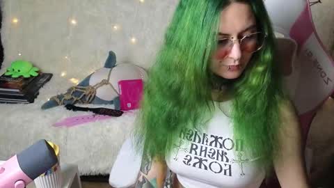 Snapshot of ginger_stay chatting on January 8, 11:40 pm Ginger online show from January 8, 11:40 pm