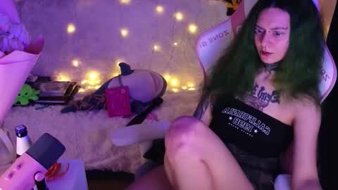 Snapshot of ginger_stay chatting on February 2, 1:10 pm Ginger online show from February 2, 1:10 pm