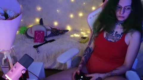 Snapshot of ginger_stay chatting on February 6, 8:51 am Ginger online show from February 6, 8:51 am