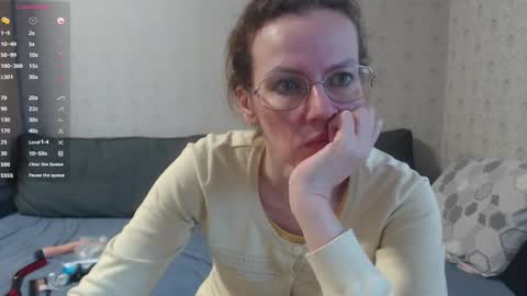 Michelle online show from January 2, 9:33 am