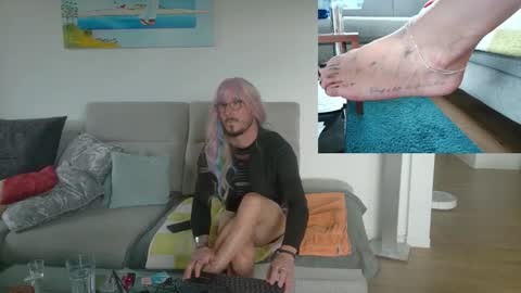 GingerPink online show from October 26, 10:54 am