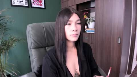 Snapshot of ginnaaaa_ chatting on November 20, 12:38 pm Ginnaa online show from November 20, 12:38 pm