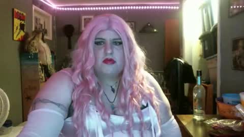 Snapshot of ginny_dominatrix chatting on December 21, 12:18 am ginny ray online show from December 21, 12:18 am