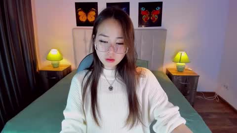 Snapshot of ginnycherry chatting on December 27, 8:45 am Ginny online show from December 27, 8:45 am