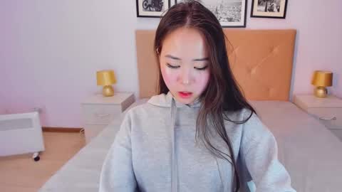 Snapshot of ginnycherry chatting on January 26, 1:04 pm Ginny online show from January 26, 1:04 pm