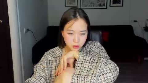 Snapshot of ginnycherry chatting on February 23, 10:42 pm Ginny online show from February 23, 10:42 pm