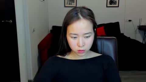 Snapshot of ginnycherry chatting on March 5, 11:27 pm Ginny online show from March 5, 11:27 pm