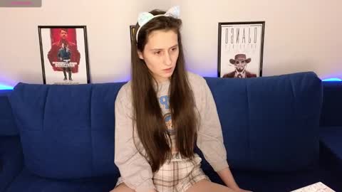 Ginnyg  online show from December 23, 9:40 pm