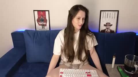 Ginnyg  online show from January 22, 5:59 am