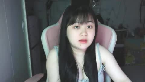 Snapshot of ginnyrosie chatting on March 28, 2:49 pm ginnyrosie online show from March 28, 2:49 pm