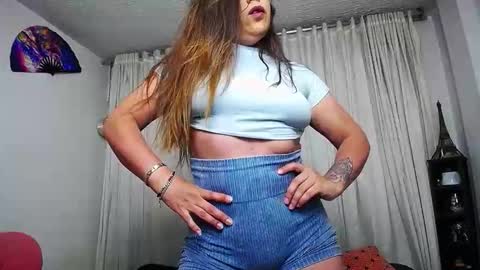 Giorgia online show from October 26, 4:07 am