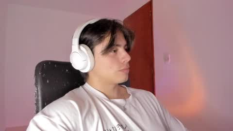 GioRusso online show from April 6, 6:31 pm