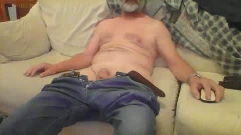 Snapshot of gioia2 chatting on September 21, 6:04 am big one online show from September 21, 6:04 am