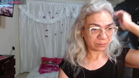 Mary online show from February 26, 9:32 am