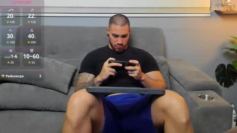 Snapshot of giorgio_leone2 chatting on January 10, 2:35 am Giorgio leone online show from January 10, 2:35 am