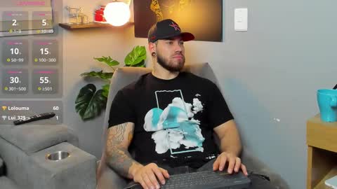 Snapshot of giorgio_leone2 chatting on February 21, 3:07 am Giorgio leone online show from February 21, 3:07 am