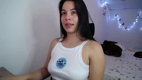 GIO RIVERA online show from November 19, 4:01 am