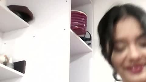 giovanna_oliveria online show from January 6, 9:29 pm