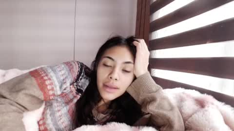 giovanna_oliveria online show from April 21, 10:01 pm