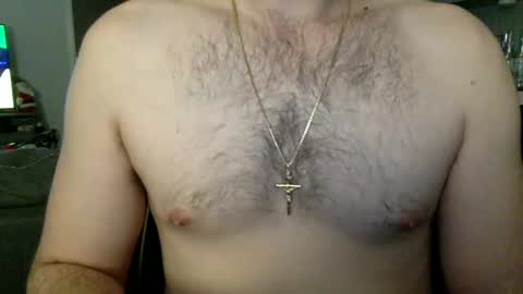 Snapshot of giraffe9715 chatting on February 8, 11:44 am AntEater online show from February 8, 11:44 am