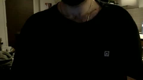 Snapshot of giraffe9715 chatting on January 18, 8:29 am AntEater online show from January 18, 8:29 am