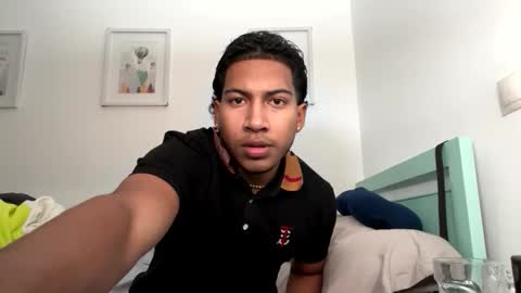 Snapshot of giraldosan320 chatting on October 30, 2:29 pm giraldosan320 online show from October 30, 2:29 pm