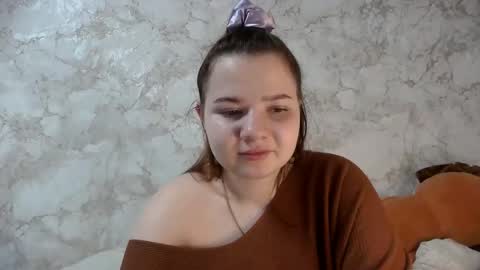 girl_cute07 online show from April 17, 9:18 pm