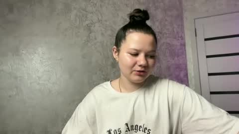 girl_cute07 online show from June 18, 10:58 pm