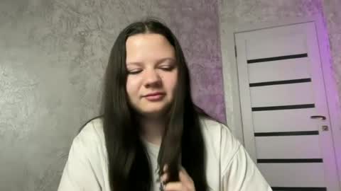 girl_cute07 online show from June 24, 6:40 pm