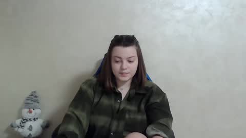 Snapshot of girl_leya chatting on December 28, 11:37 pm girl_leya online show from December 28, 11:37 pm
