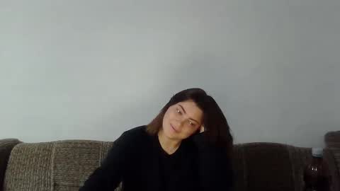Snapshot of girl_leya chatting on September 12, 7:58 pm girl_leya online show from September 12, 7:58 pm