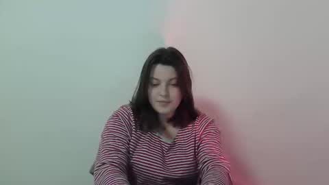 Snapshot of girl_leya chatting on October 25, 6:57 pm girl_leya online show from October 25, 6:57 pm