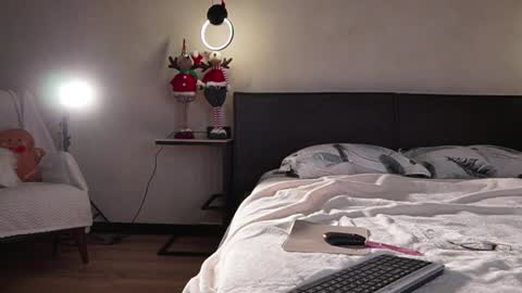 Snapshot of girl_next_door19 chatting on January 7, 5:12 am Sabi ------ online show from January 7, 5:12 am