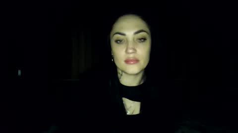 girl_shy95 online show from January 7, 5:04 pm