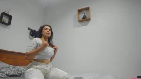 girl_sweet09 online show from October 7, 10:29 pm