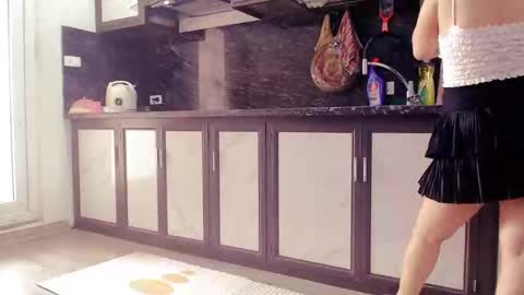 girlhanoi online show from March 2, 7:15 am