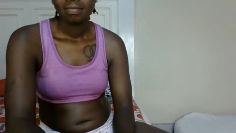 Snapshot of girlnextdoor60 chatting on September 15, 12:16 pm Sexy online show from September 15, 12:16 pm
