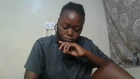 Snapshot of girlnextdoor60 chatting on June 4, 3:34 am Sexy online show from June 4, 3:34 am