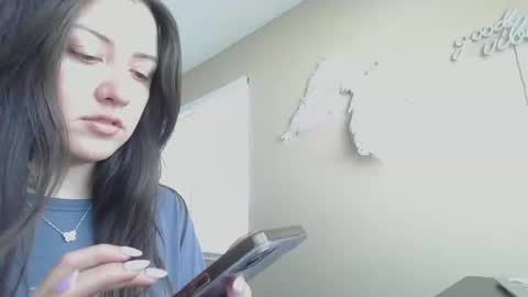 Snapshot of girlnextdoor702 chatting on February 23, 7:55 pm Jasmine online show from February 23, 7:55 pm