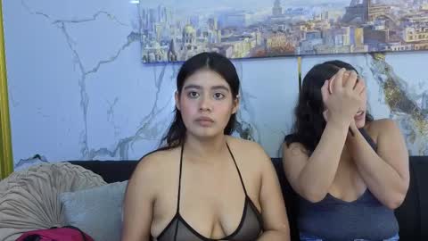 girls_latinas23_aws online show from October 13, 9:59 pm